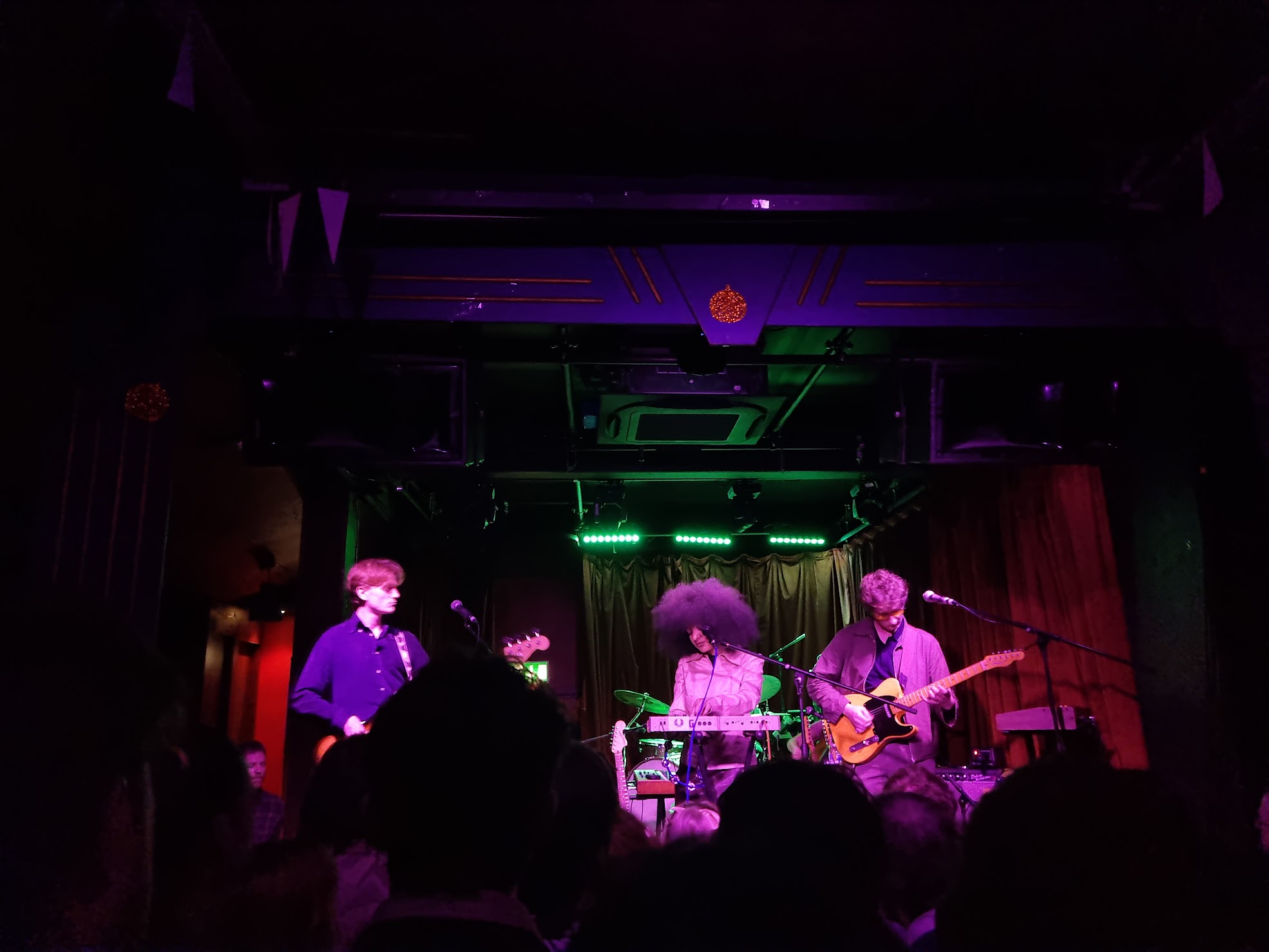 English Teacher 01/12/23